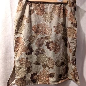 Classic Liz Claiborne pencil midi skirt in soft brown pallette